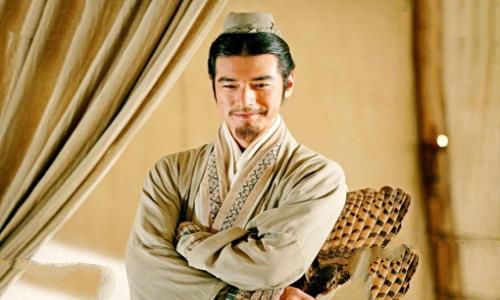 诸葛亮舌战群儒的故事介绍 诸葛亮舌战群儒原文翻译 诸葛亮舌战群儒的故事介绍 诸葛亮舌战群儒原文翻译