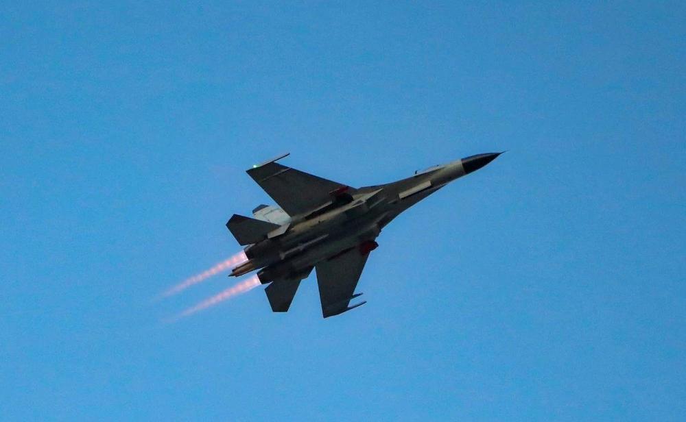 砺剑长空直击高强度跨昼夜飞行训练现场