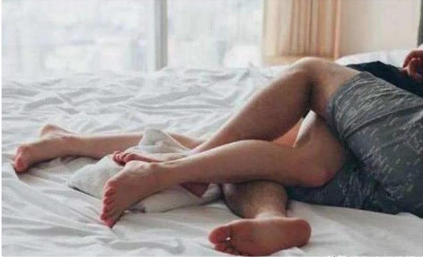 四川“人伦惨案”：禽兽女婿强奸岳母，生母还在旁边围观加油！